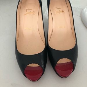 37 1/2 Auth Christian Louboutin